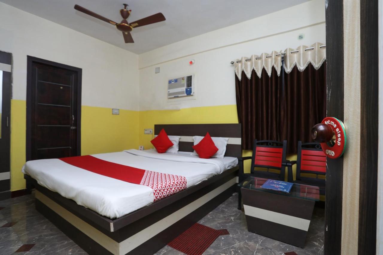 Oyo 26152 Hotel Aarush ดีกา ภายนอก รูปภาพ