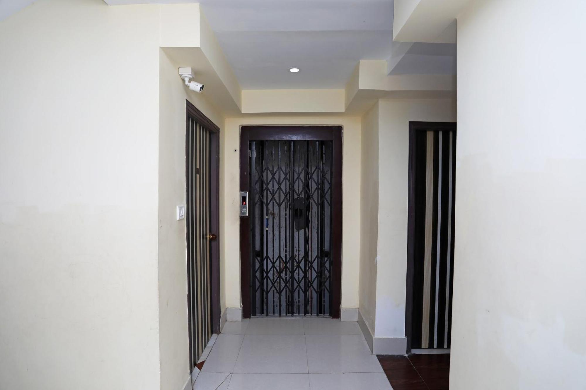 Oyo 26152 Hotel Aarush ดีกา ภายนอก รูปภาพ